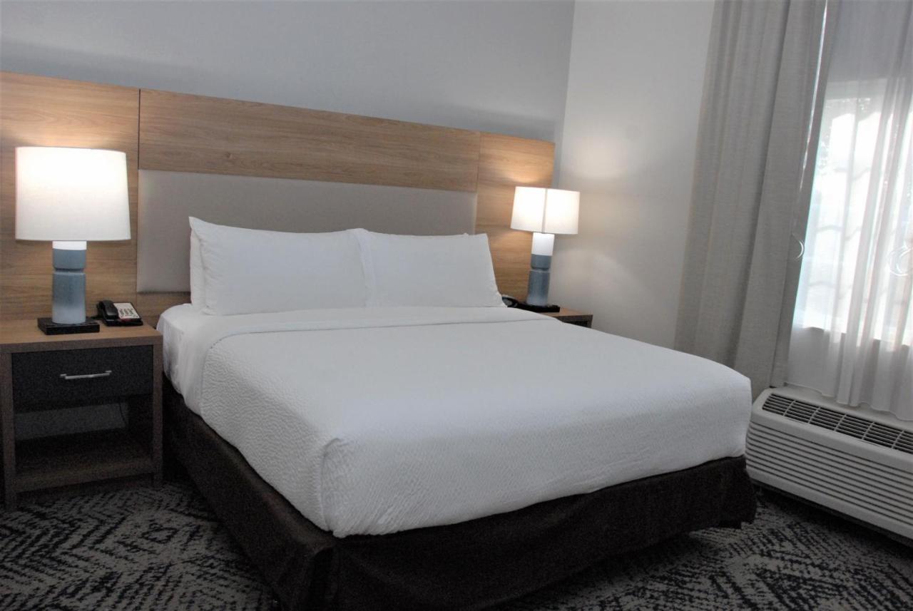 Hotel Candlewood By Ihg 2*